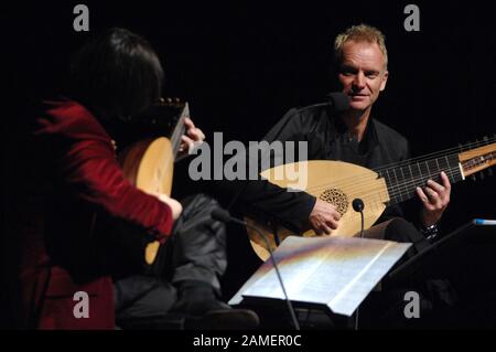 Milan Italie 23/02/2007 concert de Sting au théâtre Aarcimboldi Banque D'Images