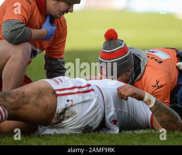 12 Janvier 2020, Mobile Rocket Stadium, Wakefield, Royaume-Uni, Rugby League, Danny Brough Témoignage Publicitaire, Wakefield Trinity / Hull Kingston Rovers :Mose Masoe Reçoit Le Traitement. Crédit: Dean Williams Banque D'Images