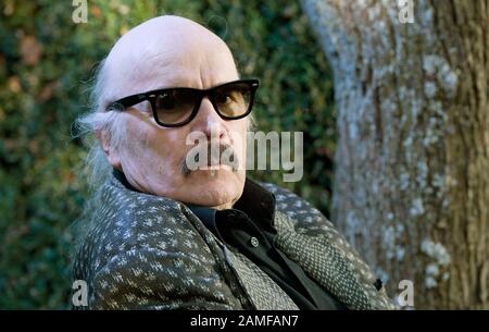 Wolfgang Dauner, musicien et compositeur de jazz, enregistré le 4 novembre 2015 devant sa maison de Stuttgart (Bade-Wurtemberg). Il a 80 ans le 30 décembre 2015. Photo: Bernd Weissbrod/dpa | utilisation dans le monde entier Banque D'Images