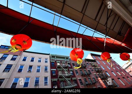 China Town, New York, NY, États-Unis - 30 novembre 2019. Décoration Traditionnelle Dans China Town - Manhattan, New York. Banque D'Images