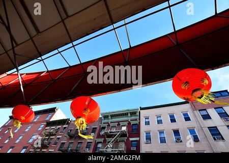 China Town, New York, NY, États-Unis - 30 novembre 2019. Décoration Traditionnelle Dans China Town - Manhattan, New York. Banque D'Images