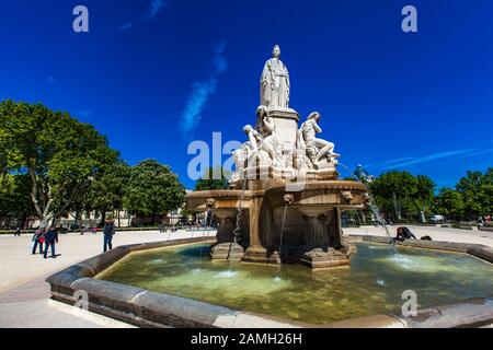 Nîmes, FRANCE - 29 AVRIL 2019 : détail de la fontaine du Pradier à l'Esplanade Charles-de-Gaulle à Nîmes, France.la fontaine a été réalisée par Jean-Jacques Pradier A. Banque D'Images