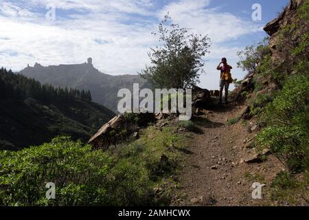 Wanderung vom Cruz Lanos de la Pez nach la Culata, Tejeda, Gran Canaria, Kanaren, espagnol Banque D'Images