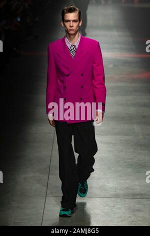 Milan, Italie. 12 janvier 2020. Msgm Automne/Hiver 2020/2021 Piste Pendant La Semaine De La Mode De Milan Hommes‚Äôs Janvier 2020 - Milan, Italie 12/01/2020 | Utilisation Dans Le Monde Crédit: Dpa/Alay Live News Banque D'Images