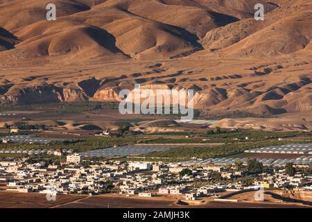 Matin vue sur vallée du Jourdain, en Jordanie, près de la vallée du Rift, Ajloun ajlun également, Jordanie, Moyen-Orient, Asie Banque D'Images