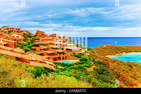 Punta Coda Cavallo vue de San Teodoro Sardaigne Italie réflexe Banque D'Images