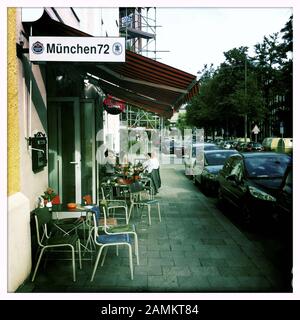 Dans les deux bars 'München 72' (l'un dans la Kohlstrasse, l'autre dans l'Olympiapark), l'époque des Jeux Olympiques de 1972 à Munich revit. Sur la photo, le café de Kohlstraße. [traduction automatique] Banque D'Images