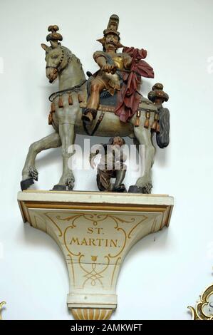 Statue de Saint-Martin dans la chapelle de la maison néo-baroque de l'ancienne maison du peuple Saint-Martin à Obergiesing. [traduction automatique] Banque D'Images