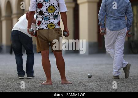 Joueur de Boule dans le Hofgarten de Munich. [traduction automatique] Banque D'Images