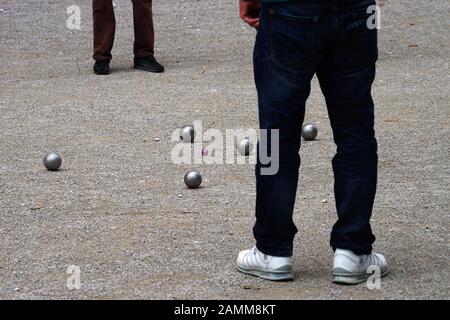 Joueur de Boule dans le Hofgarten de Munich. [traduction automatique] Banque D'Images