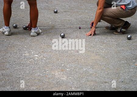 Joueur de Boule dans le Hofgarten de Munich. [traduction automatique] Banque D'Images