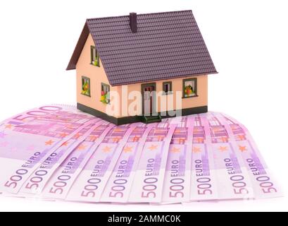 Modèle maison sur 500 billets de banque Euro [traduction automatique] Banque D'Images