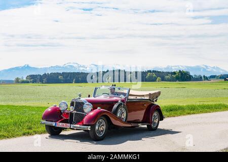 Aumuseum, efa-mobile-zeiten, Amerang, Bavière, Allemagne. Mercedes Benz 500 K Cabriolet B, construit en 1935/36, [traduction automatique] Banque D'Images