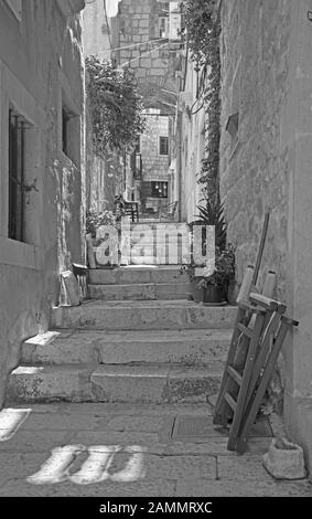 Korcula - l'un ailse de la vieille ville. Banque D'Images