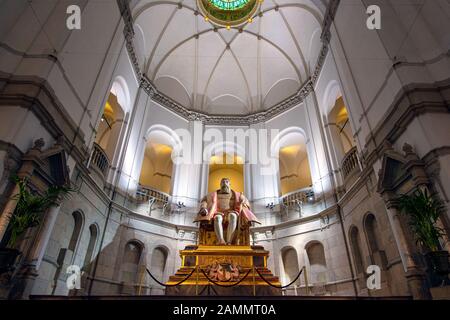 Stockholm, SUÈDE-JULY15,2019 : intérieur du museet Nordiska ou musée nordique à Stockholm en Suède. Nordiska museet est le plus grand musée suédois de cultu Banque D'Images