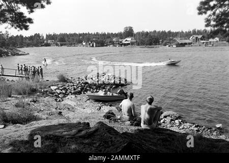 Besuch im Badeort Norrsundet am Bothnischen Meerbusen, 1969. Visite de la station balnéaire de Norrsundet dans le golfe de Bothnia, 1969. Banque D'Images