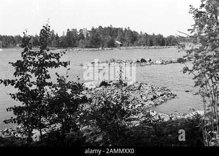 Besuch im Badeort Norrsundet am Bothnischen Meerbusen, 1969. Visite de la station balnéaire de Norrsundet dans le golfe de Bothnia, 1969. Banque D'Images