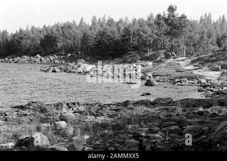 Besuch im Badeort Norrsundet am Bothnischen Meerbusen, 1969. Visite de la station balnéaire de Norrsundet dans le golfe de Bothnia, 1969. Banque D'Images