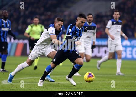 Milan, Italie. 11 janvier 2020 . Série italienne A . Fc Internazionale Contre Atalanta Calcio. Lautaro Martinez du FC Internazionale. Banque D'Images