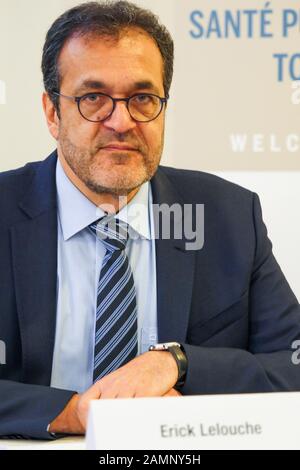 Erick Lelouche, président de Boehringer Ingelheim France, assiste à une conférence de presse pour le lancement officiel DE HUB-VPH, le premier pôle mondial sur la santé publique vétérinaire, Lyon, France Banque D'Images