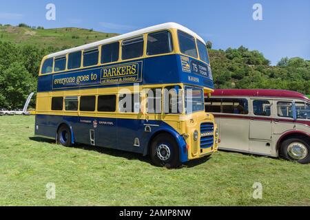 1966 bus Leyland Titan britannique à impériale de transport à un festival de transport à Glyndyfrdwy au nord du Pays de Galles Banque D'Images