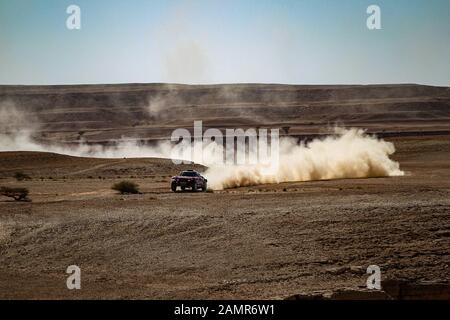 Djeddah, Arabie Saoudite. 14 janvier 2020. Pilote S. PETERHANSEL (302) au cours de la 7ème étape du rallye de Dakar 2020, à Djeddah, en Arabie Saoudite, mardi (14). (Photo: Vinicius Branca/Fotoarena) Crédit: Foto Arena Ltda/Alay Live News Banque D'Images