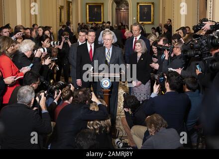 Washington, DC, États-Unis. 14 janvier 2020. 14 janvier 2020 - Washington, DC, États-Unis: Le sénateur américain MITCH MCCONNELL (R-KY) s'exprimant à la conférence de presse du caucus du Sénat républicain. Crédit: Michael Brochstein/Zuma Wire/Alay Live News Banque D'Images