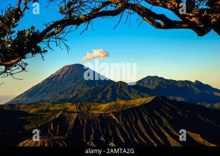 Mont Bromo, Parc National Bromo-Tengger-Semeru, Java Est, Indonésie Banque D'Images