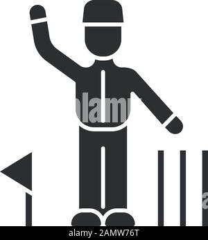 Icône glyphe du juge de cricket. Le juge-arbitre signale la décision. Arbitre suivre le jeu. Homme en uniforme, drapeau, cicket. Compétition sportive, tournoi. Silhouette sym Illustration de Vecteur