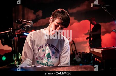 Las Vegas, NV, États-Unis. 14 janvier 2020. Rex Orange County se produit au Brooklyn Bowl Las Vegas à La Linq Promenade à Las Vegas, NV le 14 janvier 2020. Crédit: Erik Kabik Photography/Media Punch/Alay Live News Banque D'Images