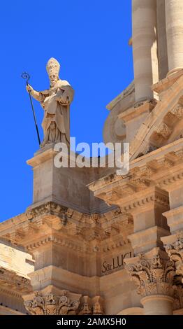 Statue De San Marciano. Cathédrale De Syracuse, Ortygia. Duomo Di Siracusa, Ortigia. Banque D'Images