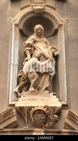 Statue de l'église de Saint Anne la Merci / chiesa di Sant'Anna la Misericordia, Palerme Banque D'Images