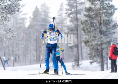 Les Biathlètes Suédois S'Entraînent En Hiver À L'Idre Fjäll Banque D'Images