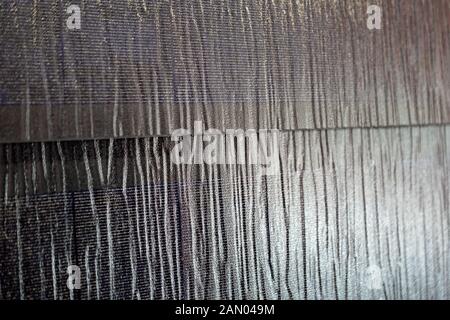 Close-up d'Solarglass, Toit de bardeaux de toit avec panneaux solaires intégrés, de l'énergie de Tesla, une division de Tesla Motors, sur Santana Row dans la Silicon Valley, San Jose, Californie, le 3 janvier 2020. () Banque D'Images