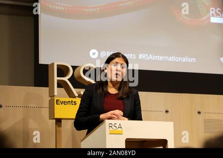 Londres / Royaume-Uni – 15 janvier 2020 : Lisa Nandy, candidate au poste de chef du Parti travailliste, prononce un discours sur la position du Royaume-Uni dans le monde après le Brexit, à la RSA Banque D'Images