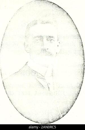 Histoire et généalogies des familles Hammond en Amérique : avec un compte rendu des débuts de l'histoire de la famille en Normandie et Grande Bretagne 1000-1902 . plus à la famille de la fin du 3-ir. Hammond leur sympathie sincère dans cette heure de léirdeuil. VoTKD : Que ces résolutions soient réparties ujxtn les dossiers de la Banque ; qu'une copie d'entre elles soit envoyée à la famille endeuillée et que les copiessoient données aux deux documents locaux pour publication. (Signé) Pour les administrateurs, A, W. Wnrcner^ Sccy. Enfants : 436* 1. Hakriet Joseppiine, n. 18 Octobre 1852. 437. 2. William, n. 18 septembre 1855 ; d. 24 Décembre, 18 Banque D'Images