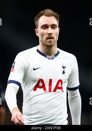 Londres, ANGLETERRE - JANUARY 14: Tottenham Hotspur's Christian Eriksen au cours de la coupe Emirates FA Cup troisième ronde répondre match entre Tottenham Hotspur et Middlesborough le 14 janvier 2020 au stade Tottenham Hotspur, Londres, Angleterre. Banque D'Images