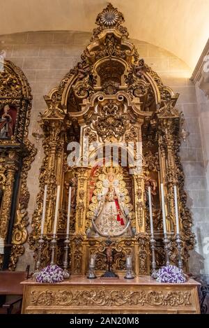 L'oeuvre d'Altartre élaborée de José Maestre du XVIIIe siècle de notre-Dame d'El Rocio à Iglesia Colegial del Salvador, sur la Plaza de Salvador, Séville Banque D'Images