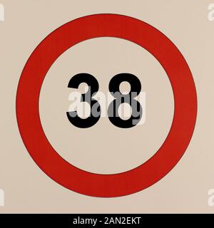 Illustration des Straßenverkehrszeichen 'Maximale Geschwindigkeit 38 km / Stunde" Banque D'Images