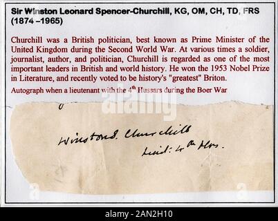 La signature de Sir Winston Leonard Spencer-Churchill (1874-1965) Homme d'État britannique, officier de l'armée, et écrivain Banque D'Images