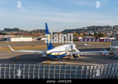 737 avions nouvellement assemblé MAX pré-final l'objet d'essais en vol sur Renton Field avant leur premier vol Banque D'Images