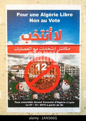 Manifestation de la diaspora algérienne contre les élections présidentielles en Algérie, Bron, France Banque D'Images