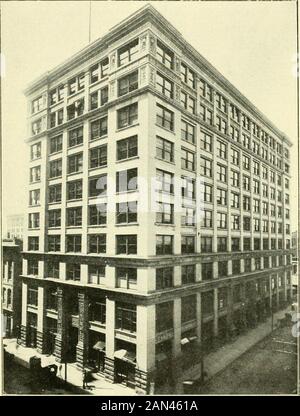 Atlanta, la plus grande ville du Grand Sud ..faits et chiffres officiels . ce & Morgan, Architectes 705-7 British-American assurance Co, 80.3-10 Burbank, S. M., Insurance 920-24 Clarke, Logan, Avocat 709 Collins Brick Works 305 Cotton, M. L 709 Corrigan, T. F. Avocat 312-13 Cobb, H. H 625 Cameron, J. S., Assurance 321-23 Chattahoochee River Mill 521 Clay, B. J., Avocat 327 Clarke, C. Everett Co., Contrac-Tors 407 Cofield, Craig, Mgr. Sou. Services De Sécurité Et De Vie Mutuelle Société 914-16 Caldwell, H. W. & Sons Co 411 Cartledge, Dr E. C, médecin. .302-4 Crowe, W. A., médecin 601-2 Crawford, J. M. Banque D'Images