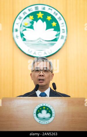 Wong Chak Sio, Secrétaire à la sécurité, prend la parole lors de la conférence de presse au siège du Gouvernement de Macao à Macao, Chine, 2 décembre 2019. L'État Banque D'Images