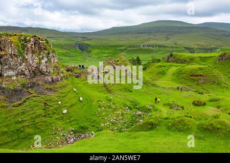 La Fairy Glen à la fin du printemps, début de l'été. Île de Skye, en Ecosse. Banque D'Images