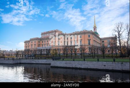 Château de Saint Michel (Château Mikhailovsky ou Château des ingénieurs) à Saint-Pétersbourg, Russie Banque D'Images