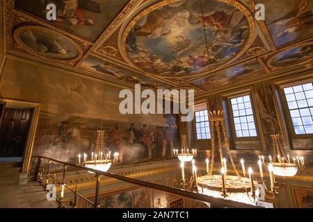 Le Saloon, Blenheim Marlborough House, Pall Mall, London UK. 16 janvier 2020. Galerie nationale de lancement prochaine grande exposition, Artemisia (4 avril - 26 juillet 2020), autour de 35 œuvres provenant de collections publiques et privées du monde entier se réuniront pour donner un aperçu sélectif de ses 40 ans de carrière. Le lancement a lieu dans le saloon Blenheim sous le plafond Artemisia Gentileschi peint avec son père Orazio en 1638, intitulé Une allégorie de la paix et des Arts sous la Couronne anglaise. Credit : Malcolm Park/Alamy. Banque D'Images