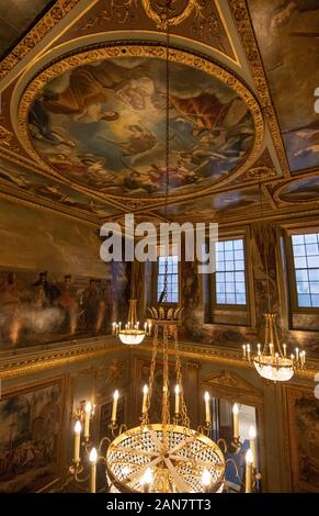 Le Saloon, Blenheim Marlborough House, Pall Mall, London UK. 16 janvier 2020. Galerie nationale de lancement prochaine grande exposition, Artemisia (4 avril - 26 juillet 2020), autour de 35 œuvres provenant de collections publiques et privées du monde entier se réuniront pour donner un aperçu sélectif de ses 40 ans de carrière. Le lancement a lieu dans le saloon Blenheim sous le plafond Artemisia Gentileschi peint avec son père Orazio en 1638, intitulé Une allégorie de la paix et des Arts sous la Couronne anglaise. Credit : Malcolm Park/Alamy. Banque D'Images