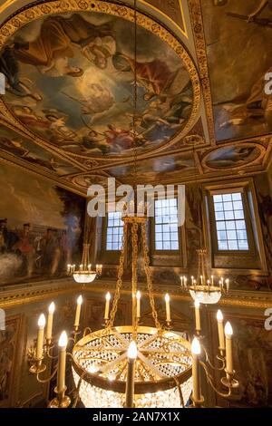 Le Saloon, Blenheim Marlborough House, Pall Mall, London UK. 16 janvier 2020. Galerie nationale de lancement prochaine grande exposition, Artemisia (4 avril - 26 juillet 2020), autour de 35 œuvres provenant de collections publiques et privées du monde entier se réuniront pour donner un aperçu sélectif de ses 40 ans de carrière. Le lancement a lieu dans le saloon Blenheim sous le plafond Artemisia Gentileschi peint avec son père Orazio en 1638, intitulé Une allégorie de la paix et des Arts sous la Couronne anglaise. Credit : Malcolm Park/Alamy. Banque D'Images