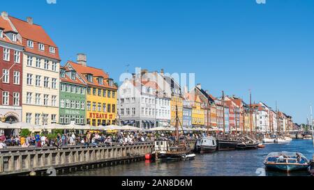 Quai de Nyhavn Copenhague en été Banque D'Images